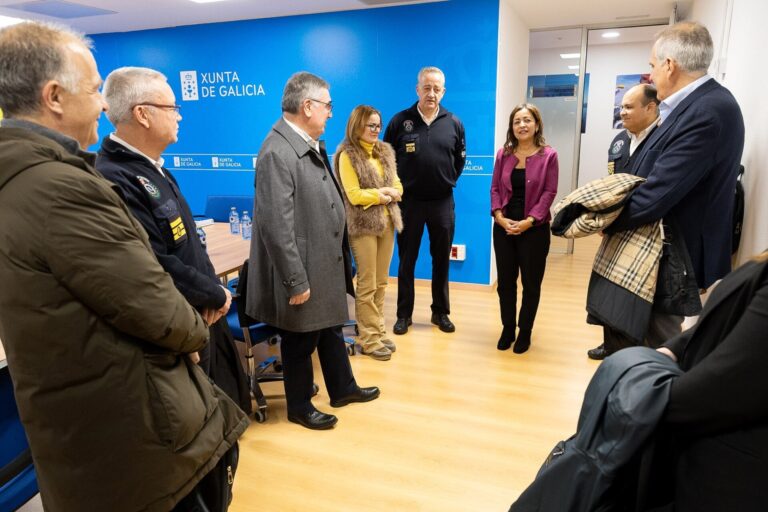 Gardacostas de Galicia, Mariña Mercante y Sasemar se comprometen en dar una respuesta «ágil» ante posibles incidentes