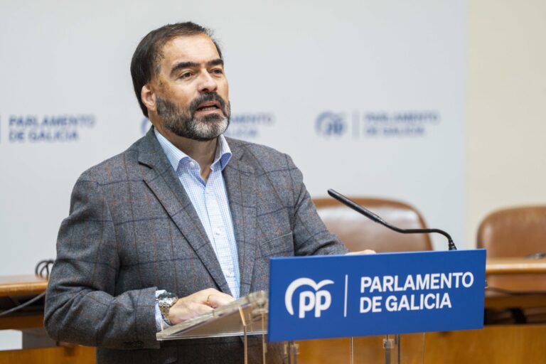 Pazos (PPdeG) insta al BNG a reconocer el esfuerzo de la Xunta para incrementar un 50% la financición del SAF