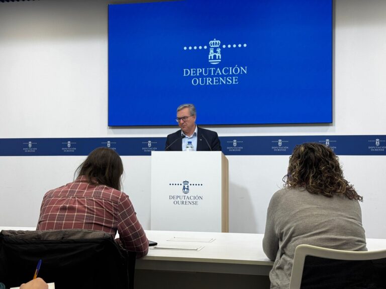 Menor afea que la A-56 entre Lugo y Ourense está «muy deteriorada» y «penaliza» al interior de Galicia