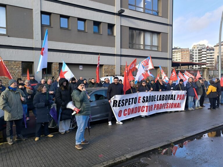 Sin avance y sin fecha para otra reunión por el conflicto laboral en el transporte de viajeros por carretera en A Coruña