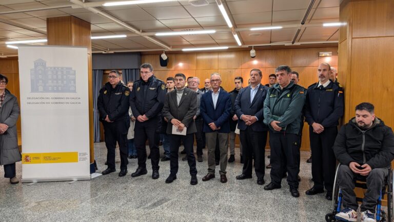 El delegado del Gobierno apela a luchar toda la sociedad contra la violencia de género en un acto de condena