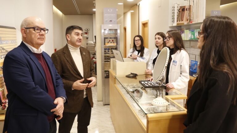 Galicia supera las 4.500 solicitudes de ayudas del Plan VEO para niños y jóvenes hasta 16 años