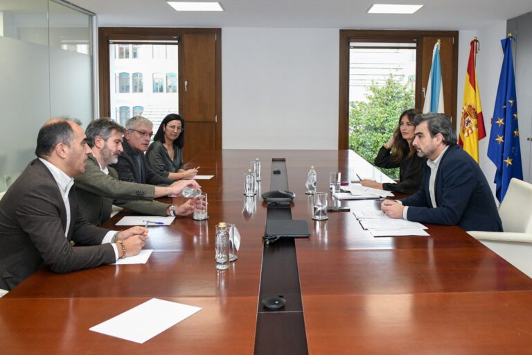 La Xunta asegura que todos los municipios tendrán «un mínimo de 100.000 euros» de financiación al margen de la población