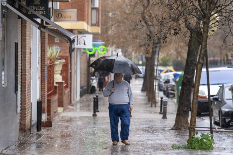 Temporal.- Defensa desplegará los medios que sean «necesarios» por los efectos de la borrasca Leonardo en Andalucía