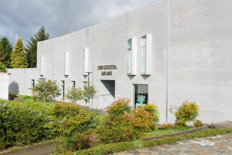 El Gobierno de Santiago estudia posibles sanciones a Eulen por renunciar al contrato de centros socioculturales