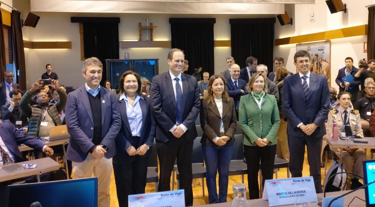 Representantes de 25 puertos de todo el mundo abordan en Vigo las estrategias de ‘crecimiento azul’