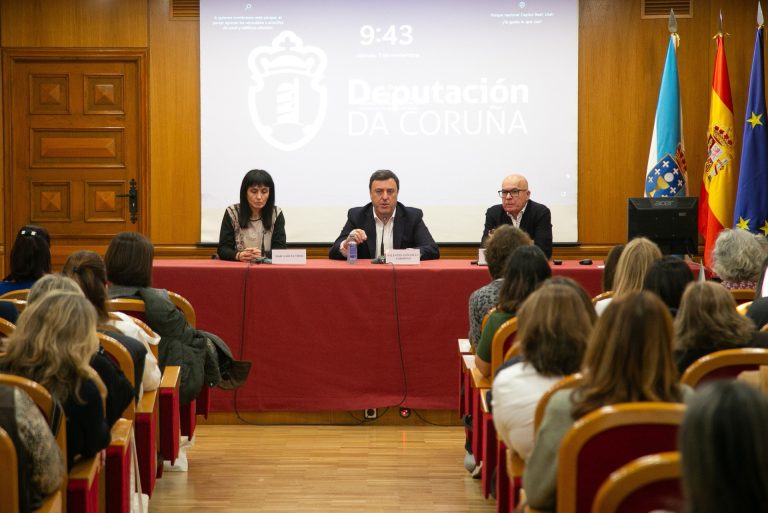 La Diputación de A Coruña promueve ayudas a los ayuntamientos más pequeños para contratar personal del SAF