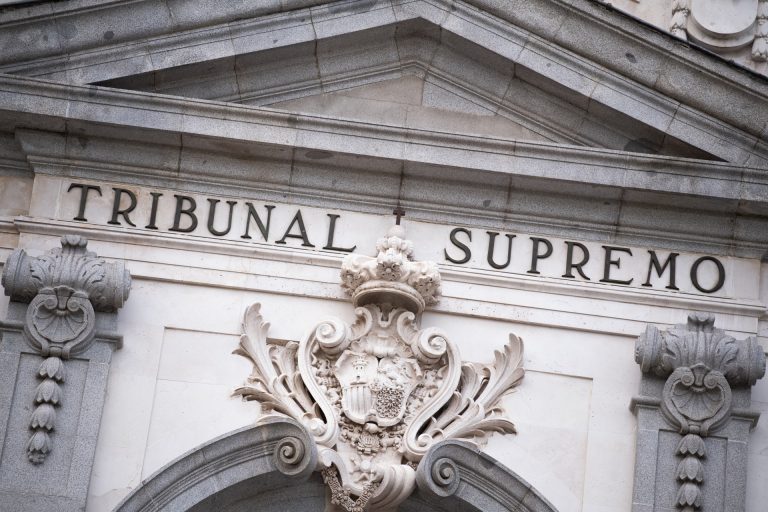 El Supremo confirma multa de 4,5 millones al Santander por sanciones atribuidas al Banco Popular