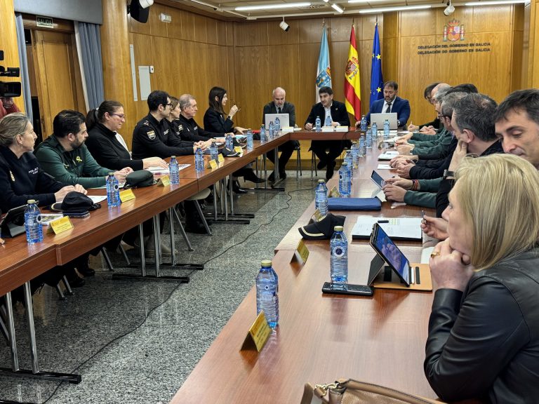 Crece la demanda de formación en redes sociales y ciberseguridad en los centros educativos gallegos