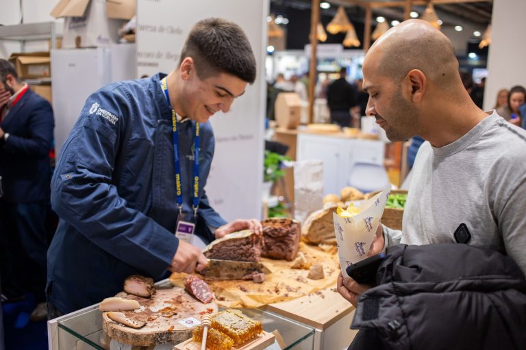 Turismo.- La Diputación de A Coruña presenta en Horeca Expo las propuestas gastronómicas de la provincia