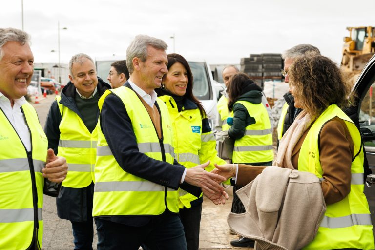 Xunta y Ayuntamiento de Sanxenxo firman la cesión de una parcela municipal para construir 25 viviendas públicas