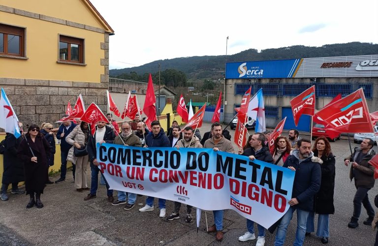 Concentración en Vilaboa (Pontevedra) para reclamar un convenio «digno» para el Comercio del Metal de la provincia