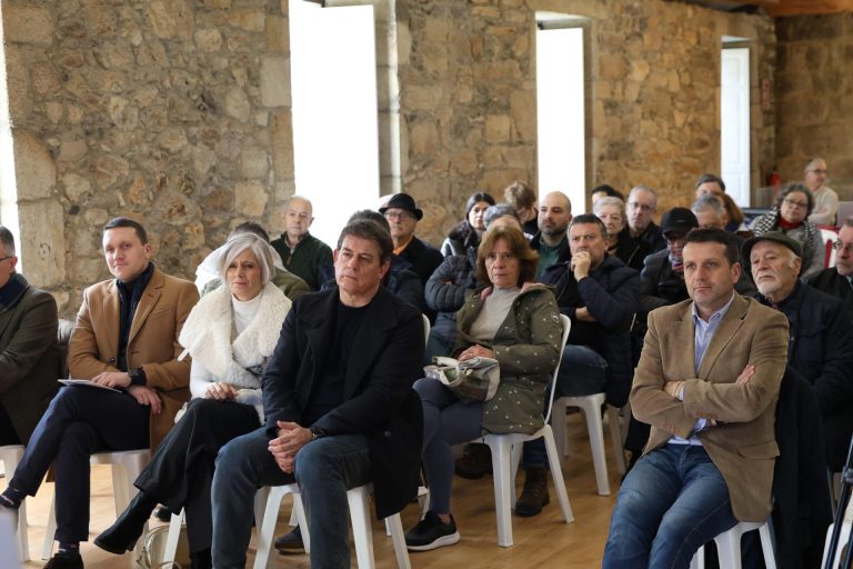 Besteiro remarca que el homenaje a los fusilados de Boiro es una «reparación moral y un deber para no olvidar el pasado»