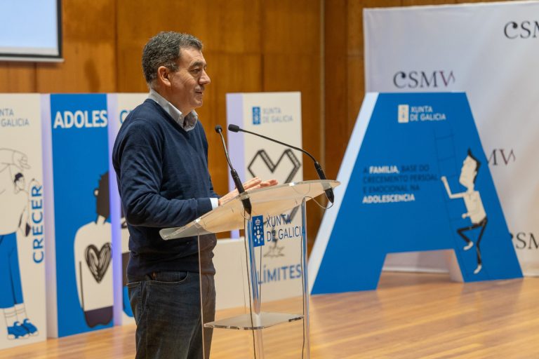 Cerca de 7.000 familias ya han acudido a formaciones de la Xunta para un «uso seguro» de las nuevas tecnologías