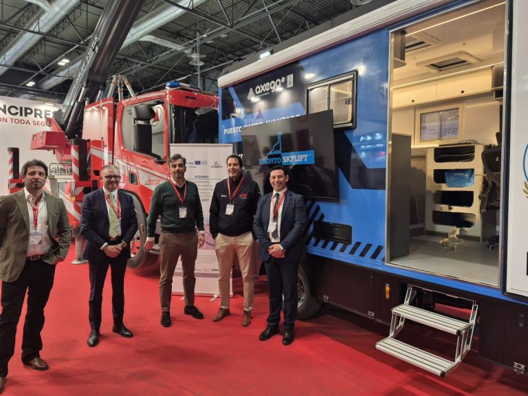 La Xunta presenta un nuevo Puesto de Mando Avanzado para actuar en zonas de «difícil acceso»