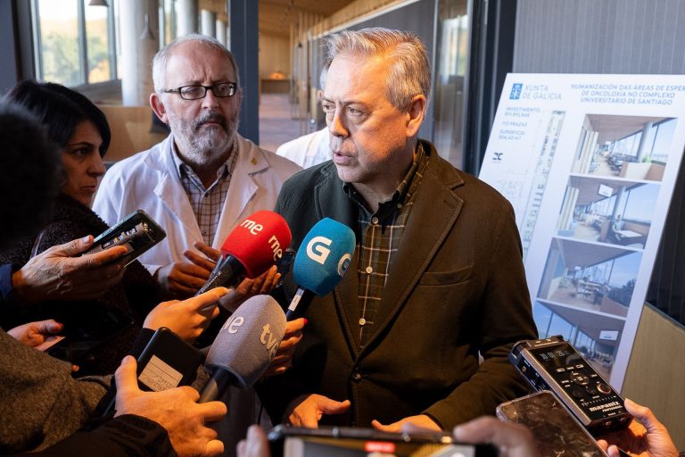 Gómez Caamaño condena la agresión a un sanitario del Hospital de O Salnés