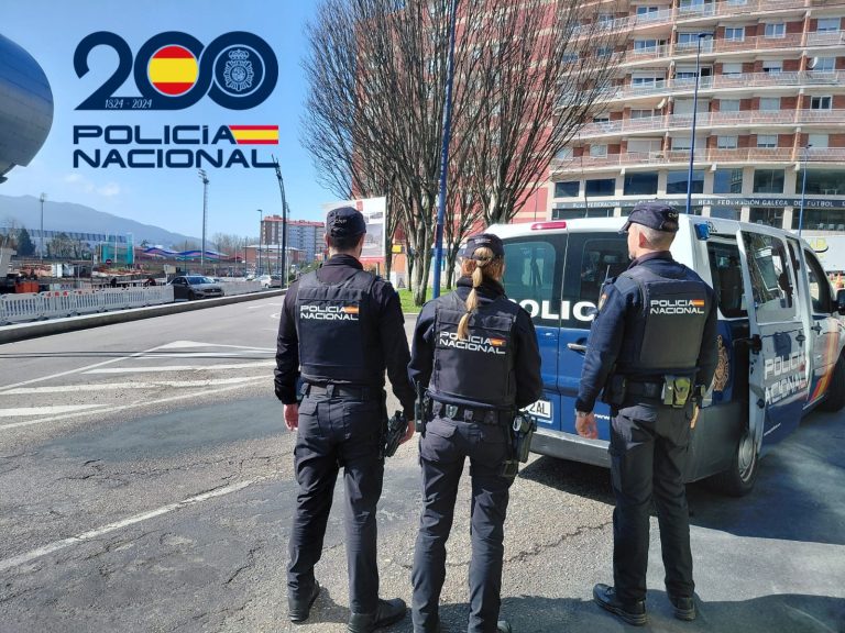 Sucesos.- Dos detenidos en Vigo por tráfico de drogas y por un robo con violencia en un bar