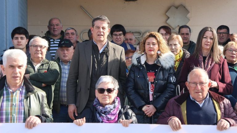 Besteiro advierte que la falta de médicos en el rural «no es un hecho aislado» sino un «problema estructural»