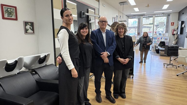 Santos resalta el programa ‘Kit Digital’ para modernizar el pequeño tejido empresarial con 5.800 beneficiados en Ourense