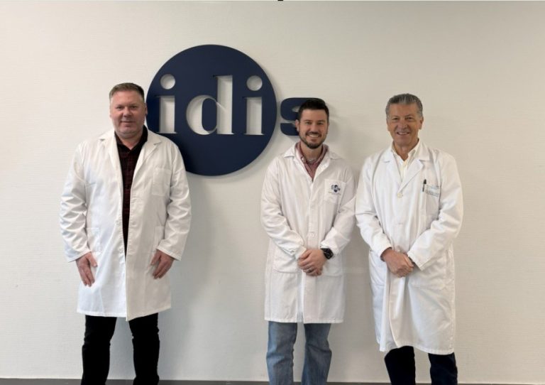 Un artículo sobre la migraña del investigador Alberto Ouro, mejor publicación de 2025 para la American Headache Society