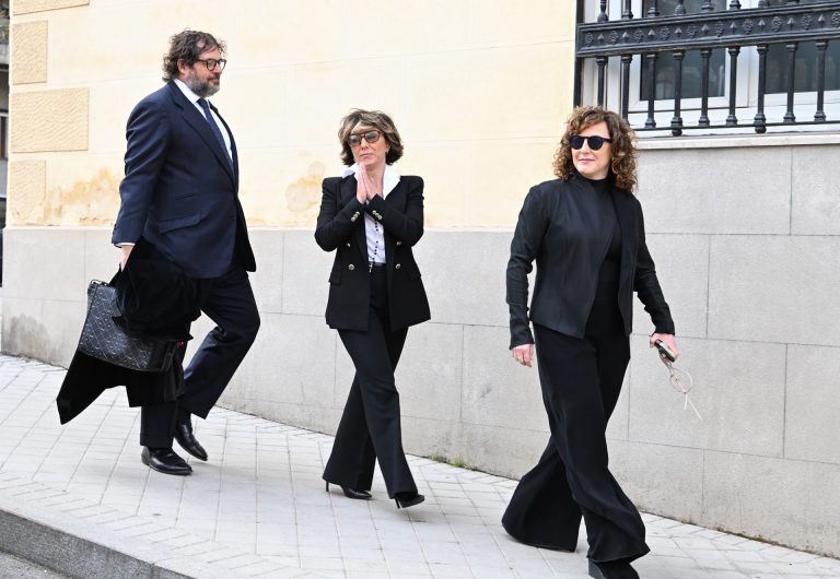 Los hijos de Fernando Ónega agradecen «emocionados» el cariño tras la muerte de su padre