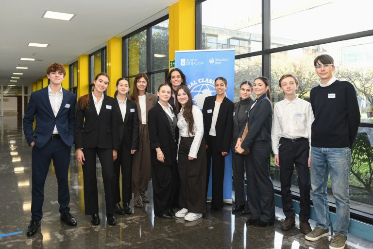 Dos alumnos del instituto de Elviña (A Coruña) representarán a Galicia en un debate de oratoria en la ONU