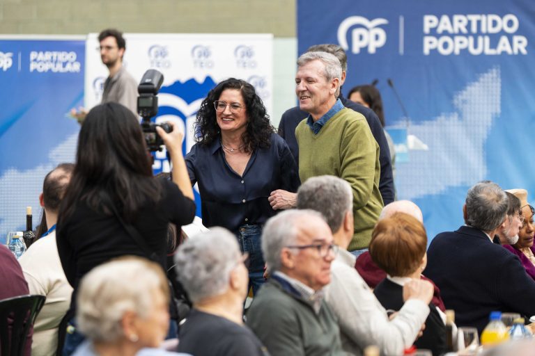 Rueda reivindica en el 8M a la alcaldesa de Teo como ejemplo de las mujeres del PP, «trabajadoras, fuertes y que luchan»