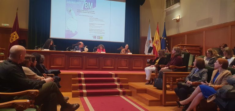 La USC reivindica su «compromiso con la defensa de la igualdad» con motivo del 8M