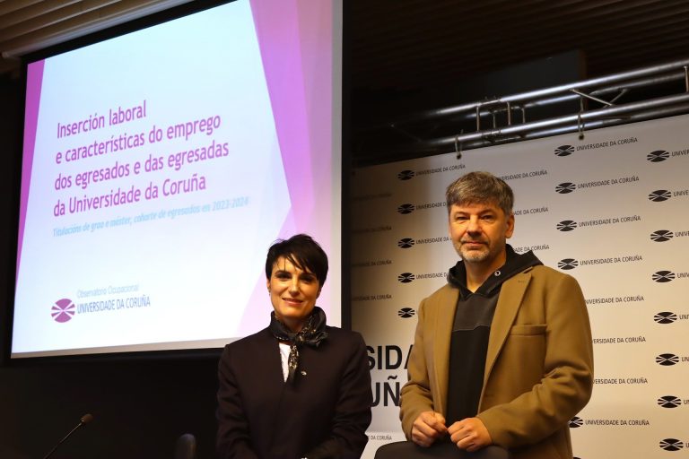 Nueve de cada diez personas egresadas en la UDC que buscan empleo encuentran trabajo en el primer año