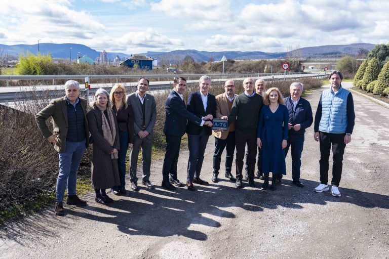 15M.- Alfonso Rueda apela a la «estabilidad» de un futuro gobierno en la Junta del PP frente a la división del voto