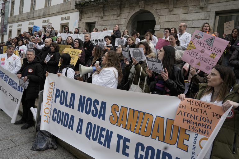 Médicos de Primaria protestan en Vigo por la «sobrecarga laboral» y exigen agendas de un máximo de 30 pacientes al día
