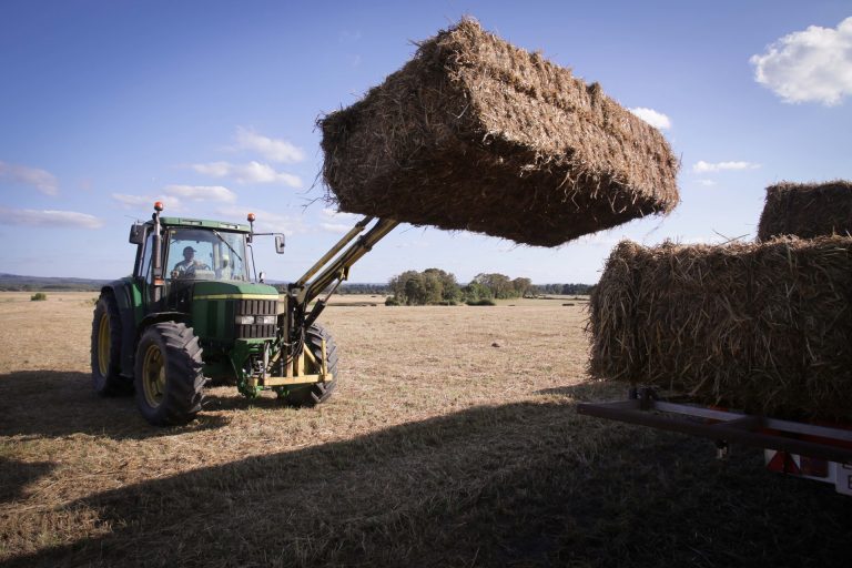 Rural.- UU.AA. denunciará ante la CNMC «concertación de precios» de distribuidoras tras subir un 24% el gasóleo agrícola