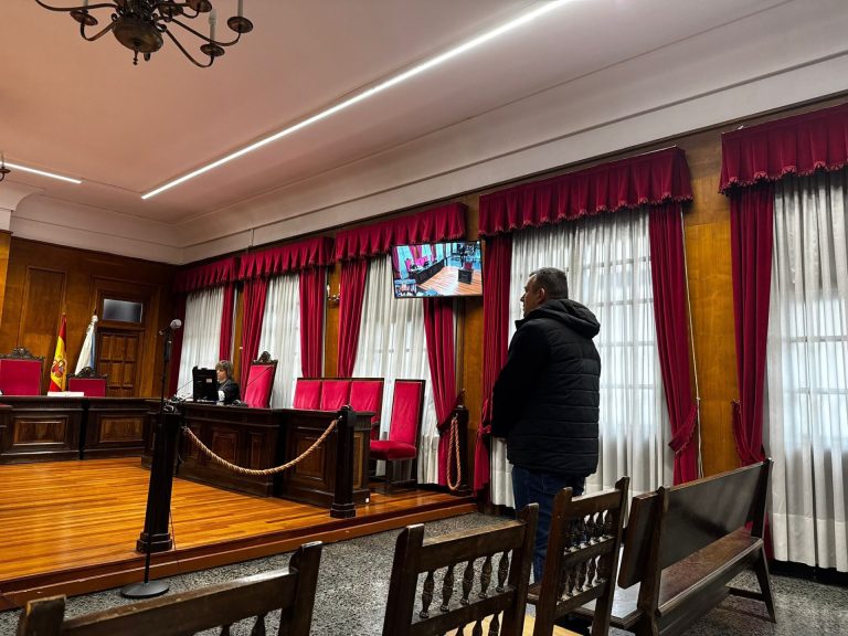 Acepta dos años de cárcel y multa de 12 millones de euros el cabecilla del grupo que fabricaba tabaco ilegal en Ourense