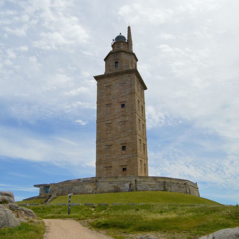 Comienzan el lunes obras de mejora en la Torre de Hércules, en A Coruña