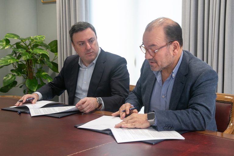 La Diputación Coruña y la USC impulsan la exhumación e identificación de víctimas del franquismo en la provincia