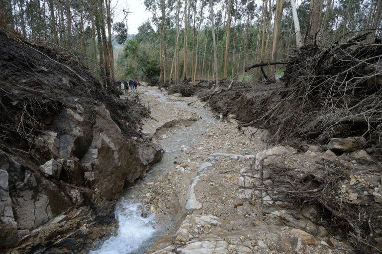 Una vecina alertó a las tres de la mañana de la riada en el Monte Neme, según figura en el 112 Galicia