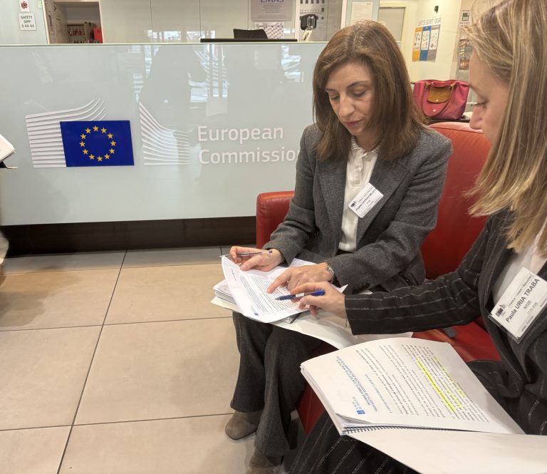 La Xunta pide amparo a la Comisión Europea ante un nuevo reglamento de costas que «supondría un caos social y económico»