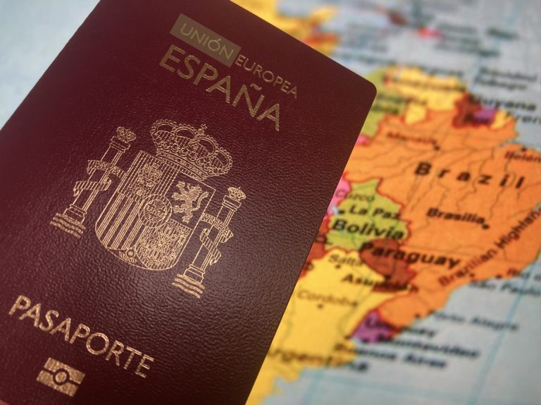 Galicia incrementa un 2,7% los residentes en el exterior, hasta 563.303