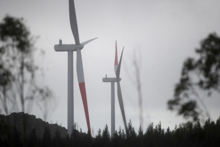 Sale a información pública un parque eólico que instalará cuatro aerogeneradores en municipios de Costa da Morte