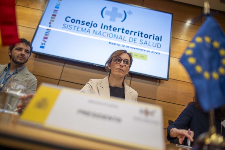 Sanidad convoca a las CC.AA. a un consejo interterritorial el 9 de abril para abordar la huelga de médicos