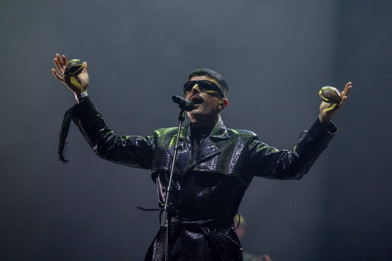 Rodrigo Cuevas publica ‘Manual de belleza’: «No tenemos que esperar a que la oficialidad sea la salvación de la lengua»