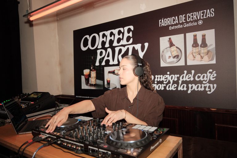 Fábrica de Cervezas de Estrella Galicia presenta ‘La de Café’, elaborada con granos de origen Brasil