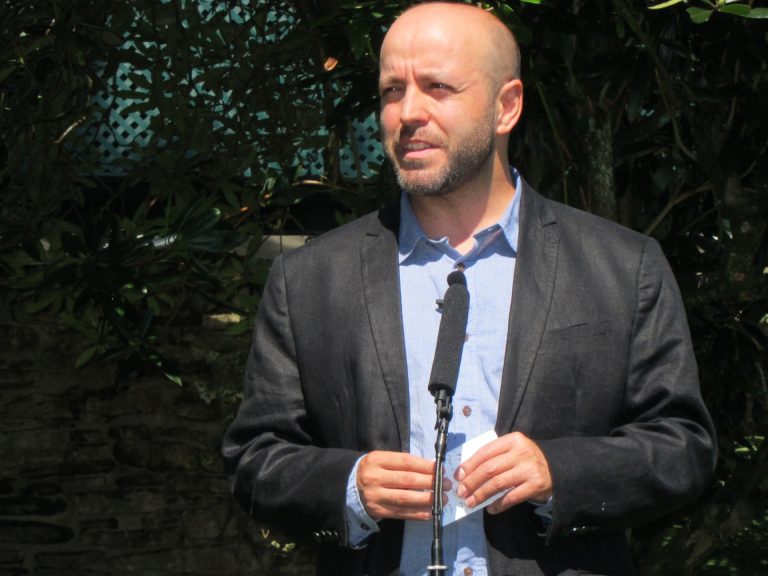 La nueva presidenta del Contencioso del TSXG aparta al juez Villares de la sección encargada de eólicos