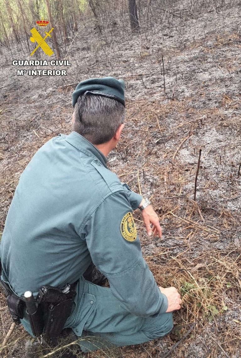Rural.- Investigado un vecino por un incendio forestal en Sobrado do Monxes iniciado tras una quema negligente