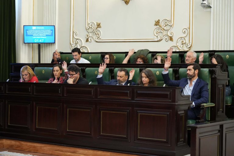 Socialistas defenderán una moción de apoyo al «no a la guerra» en Irán en el pleno de la Diputación de Pontevedra
