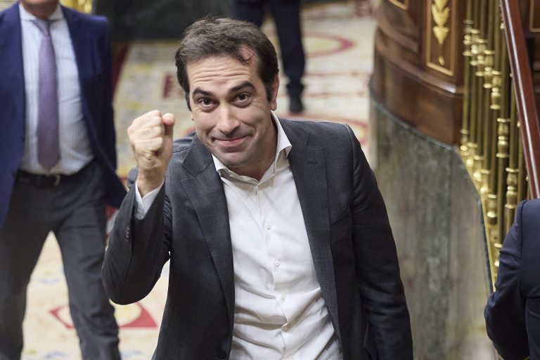 El Congreso convalida el decreto de ayudas fiscales por la guerra en Irán, con sólo Vox en contra