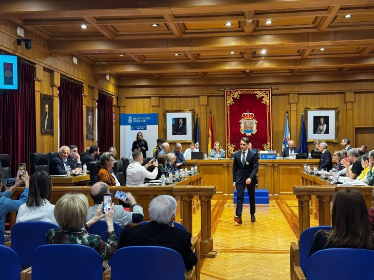La Diputación de Ourense aprueba el modificativo de crédito de 27,8 millones con la abstención de la oposición