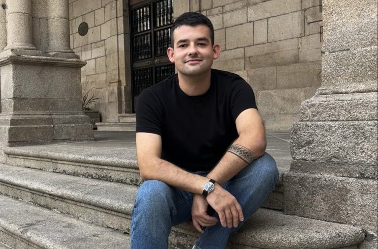 Dimite el portavoz de Podemos en Ourense tras conocer su suspensión de su militancia, que achaca a «deriva autoritaria»