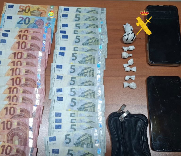 Sucesos.- Detenidos dos vecinos de Burela (Lugo) como presuntos autores de un delito de tráfico de drogas