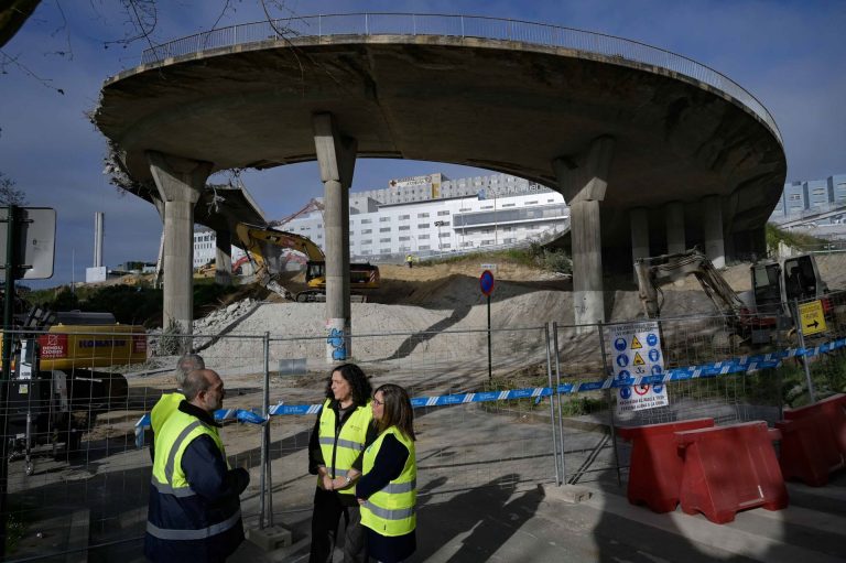 Comienza la demolición del viaducto de la AC-12 en A Coruña por los accesos al ‘Novo Chuac’